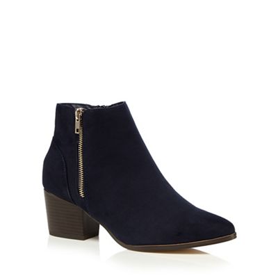 Navy pointed low ankle boots